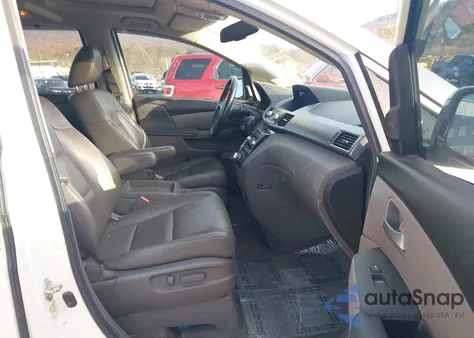 2013 Honda Odyssey Touring/Touring Elite z USA, uszkodzony, nr VIN 5FNRL5H97DB042705